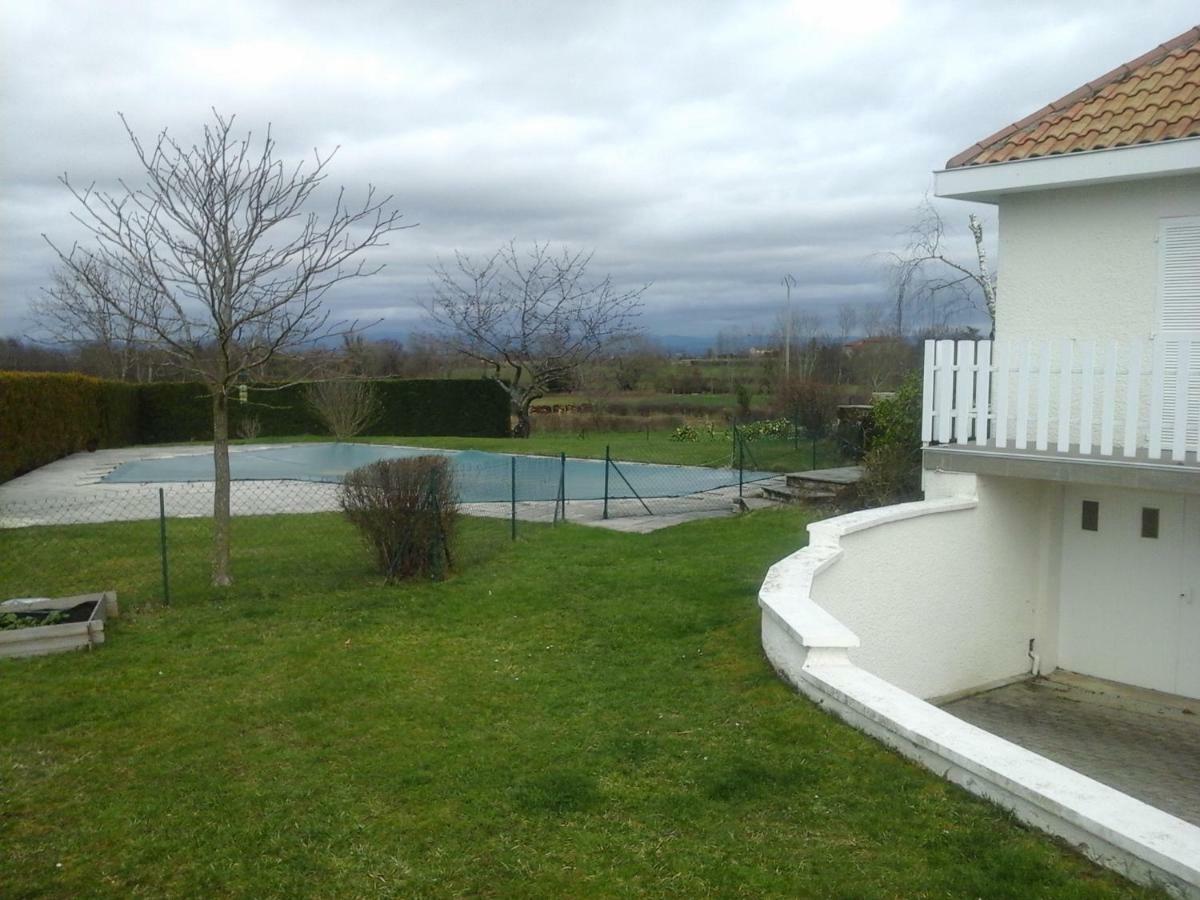 Les Varennes Saint-Alban-les-Eaux Экстерьер фото